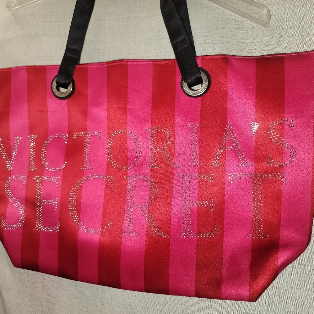 Victoria's Secret Shopping bag